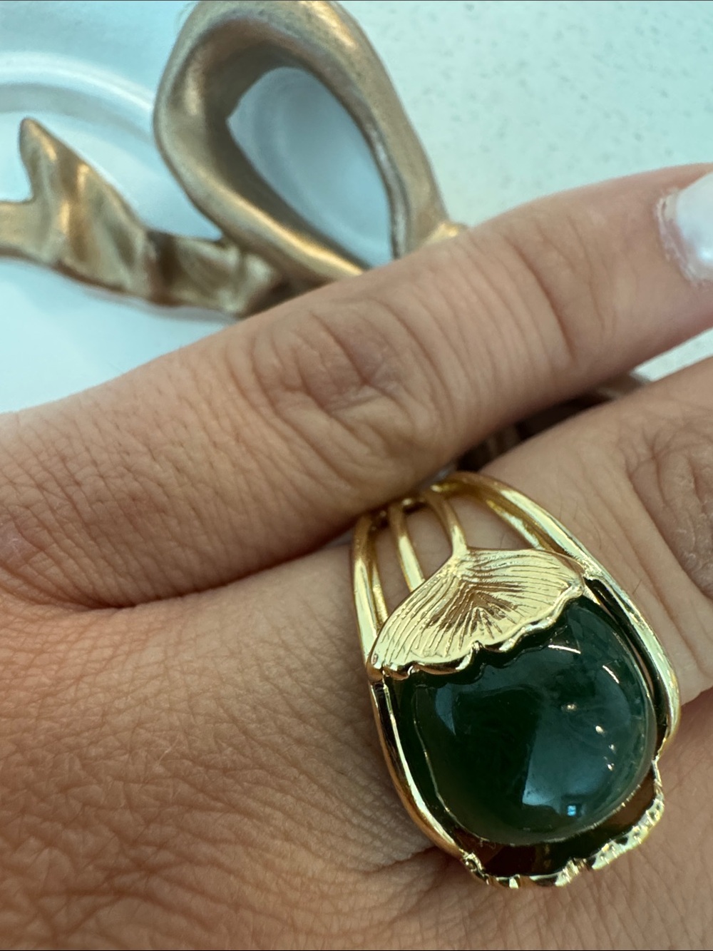 5/22 Gold-Tone Ring with Deep Green Cabochon Stone - size 7